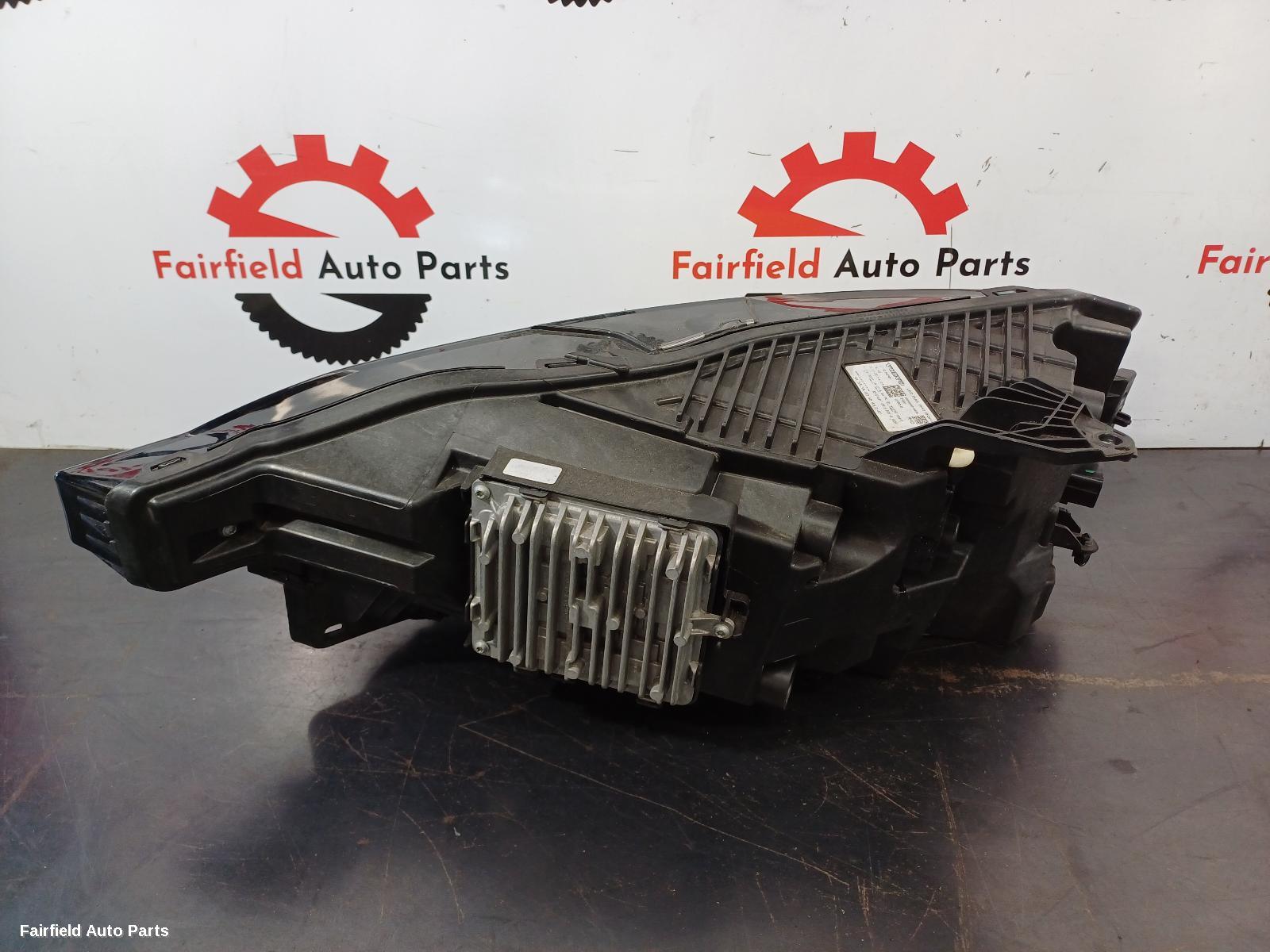 2017-2021 Volvo Xc60 Right Headlamp