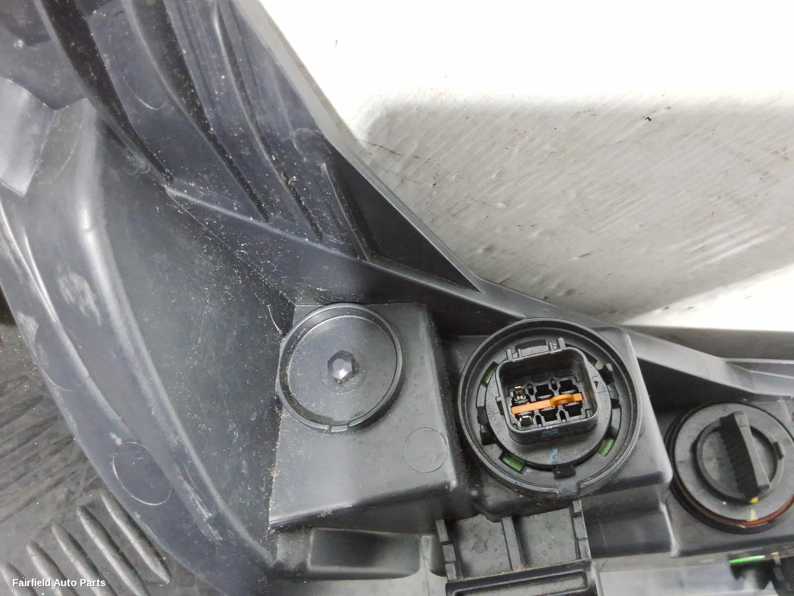 2019-2025 Hyundai Venue Left Indicator Fog Side
