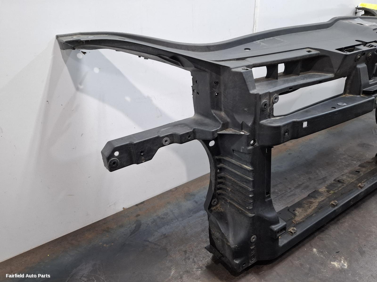2004-2009 Volkswagen Golf Radiator Support