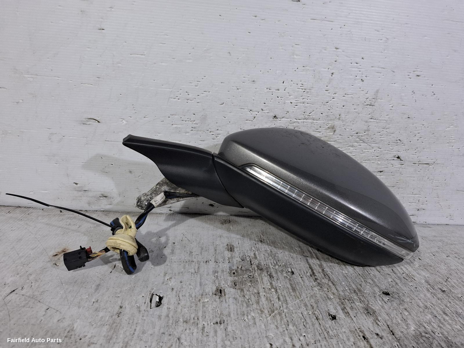 2012-2017 Volkswagen Golf Left Door Mirror