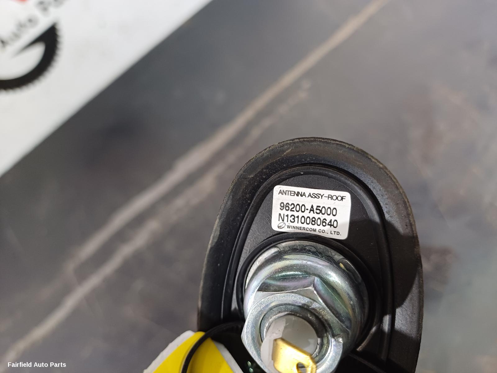2012-2017 Hyundai I30 Antenna