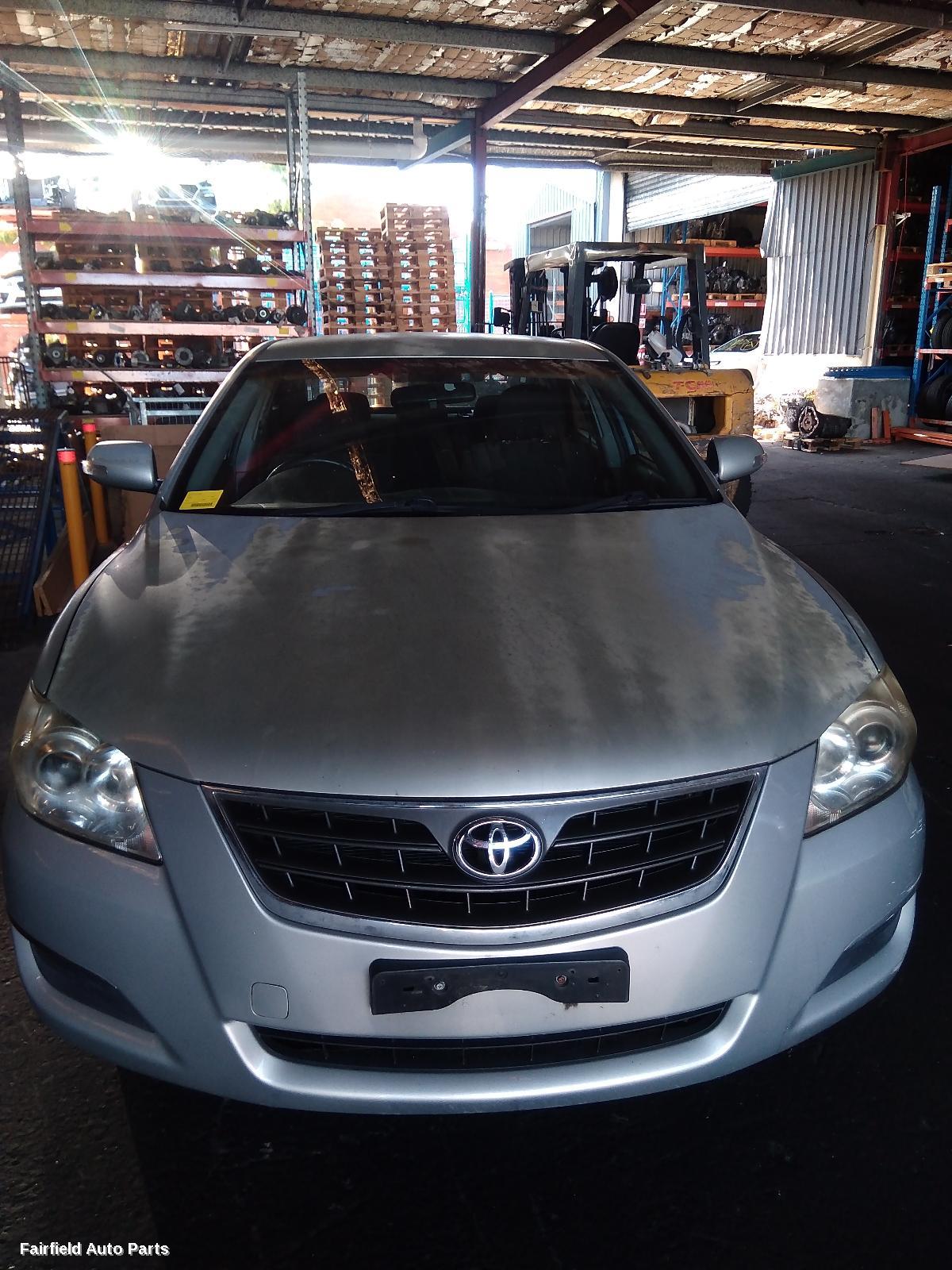 2006-2009 Toyota Aurion Right Rear Door Sliding