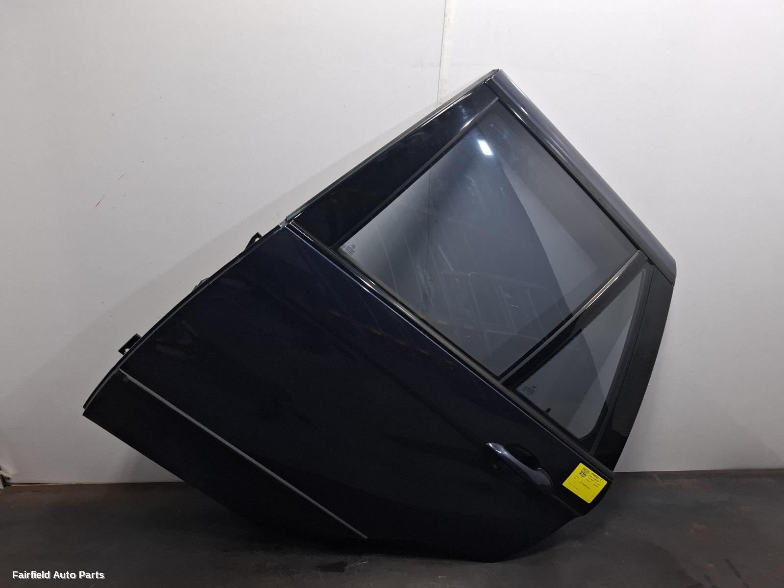 2000-2006 Bmw X5 Left Rear Door Sliding