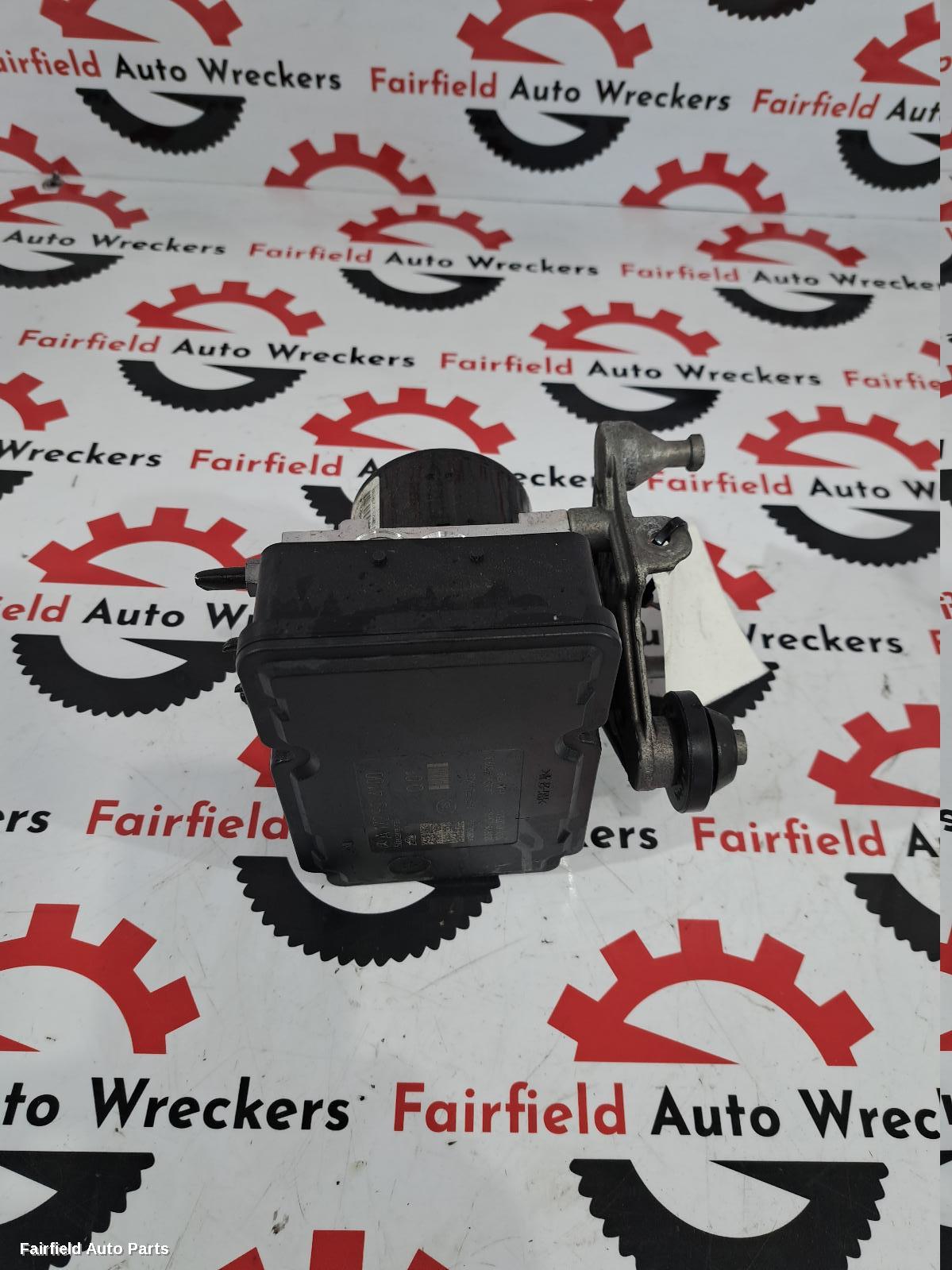 2011-2015 Mercedes C Class Abs Pump Modulator