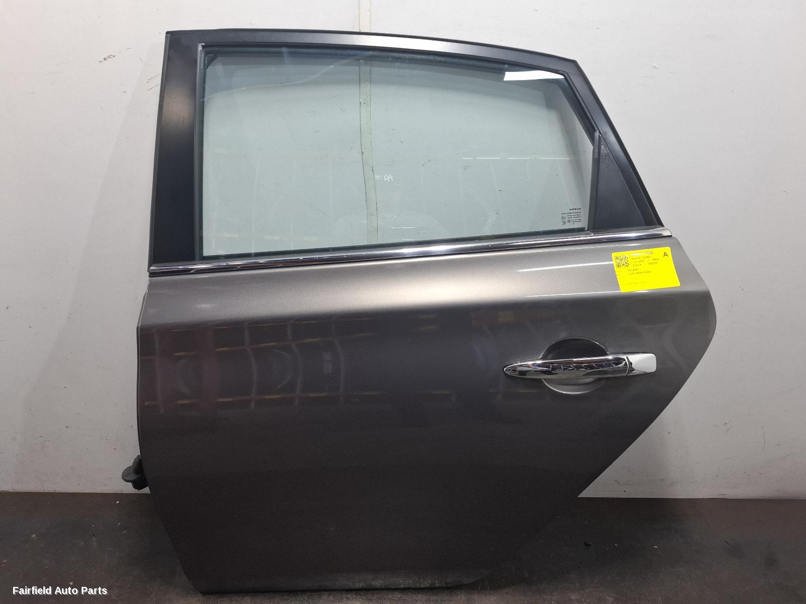 2012-2017 Nissan Pulsar Left Rear Door Sliding