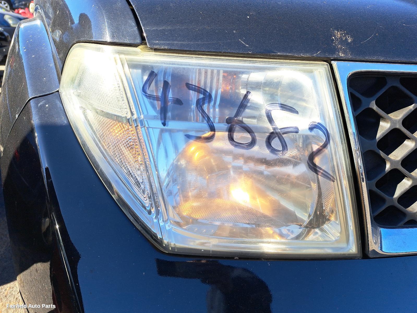 2005-2013 Nissan Pathfinder Left Rear Door Sliding