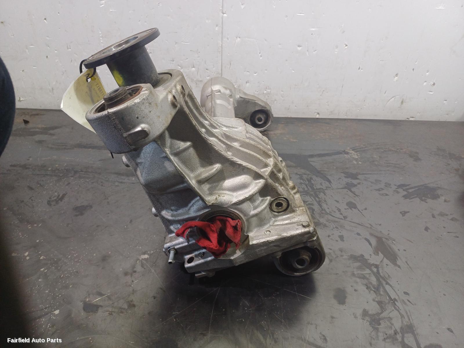 2015-2025 Nissan Navara Differential Centre