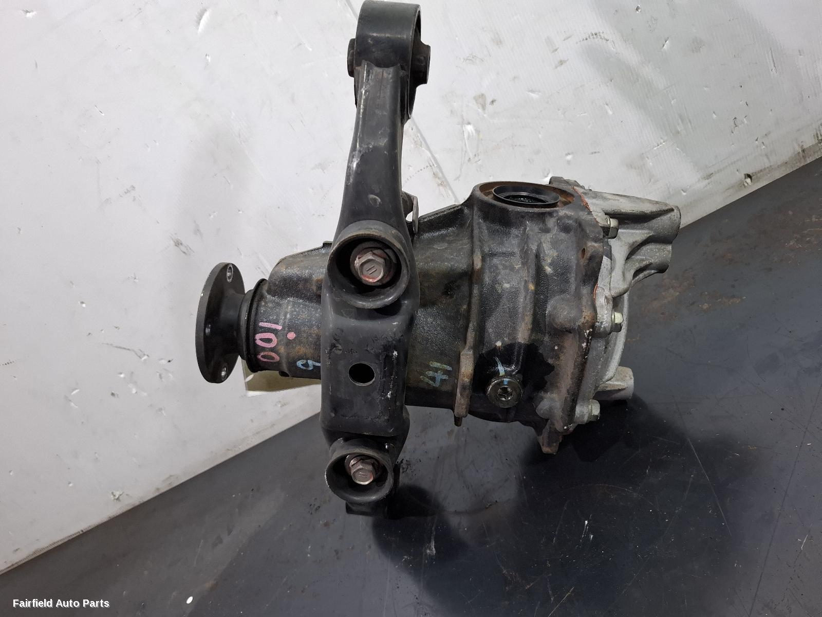 2007-2014 Toyota Kluger Differential Centre