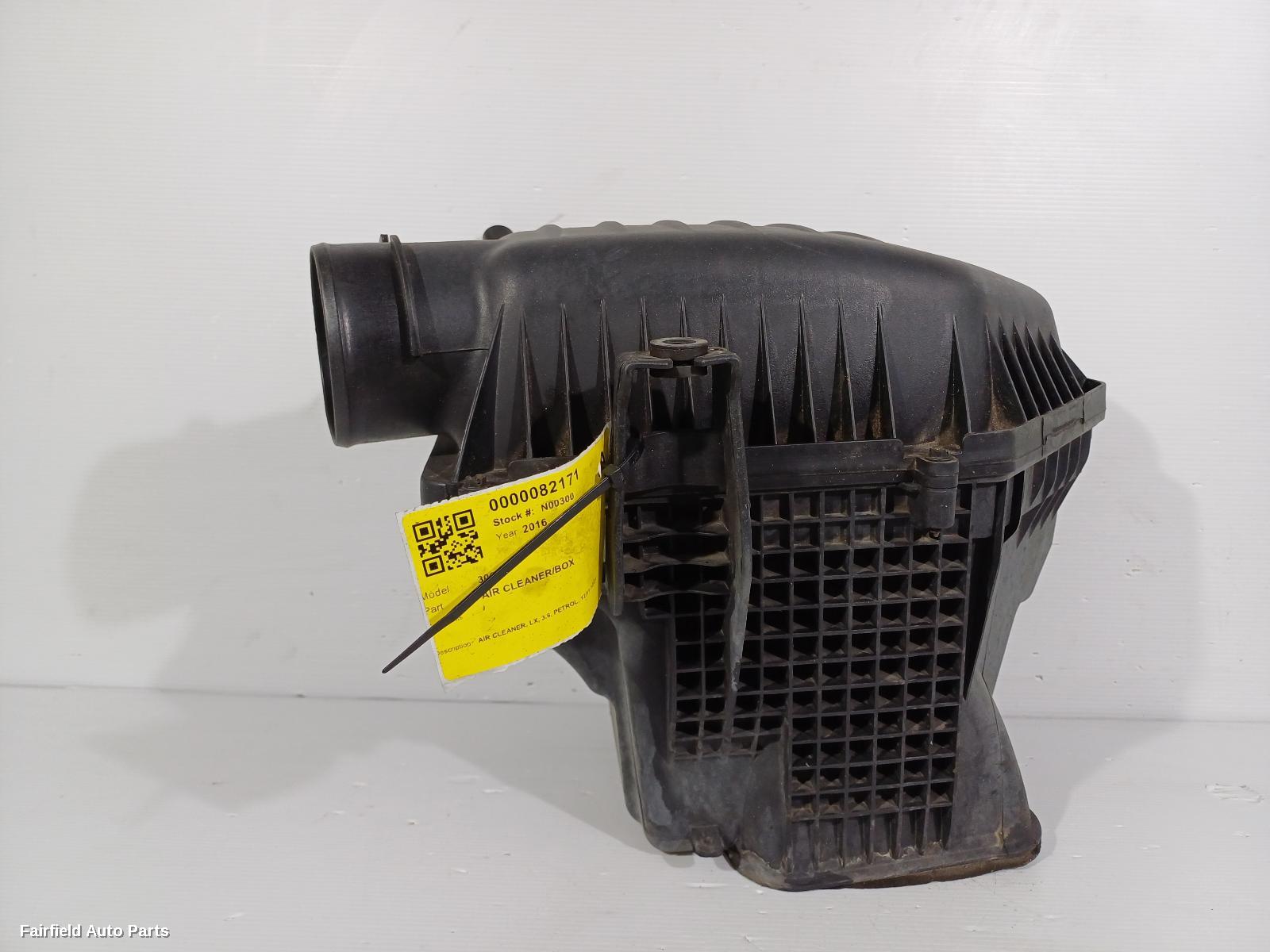 2011-2021 Chrysler 300c Air Cleaner Box