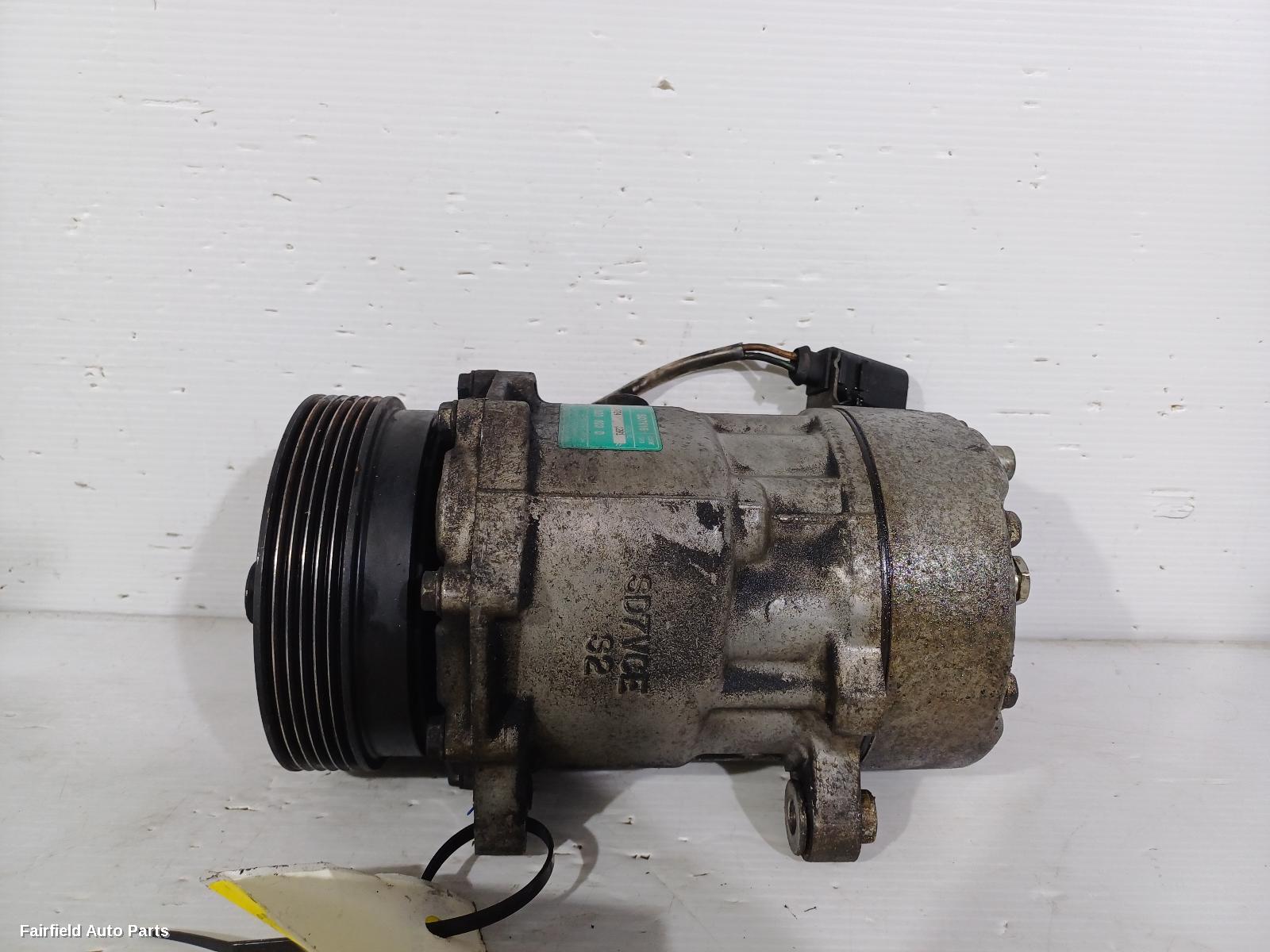 2004-2010 Volkswagen Caddy A C Compressor