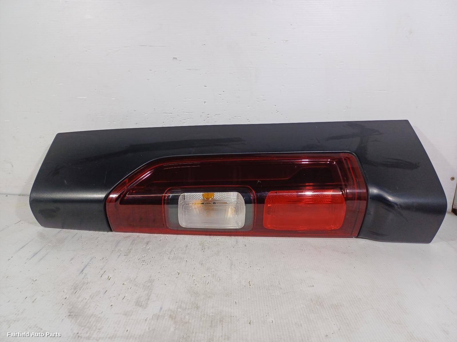 2015-2026 Renault Trafic Right Taillight