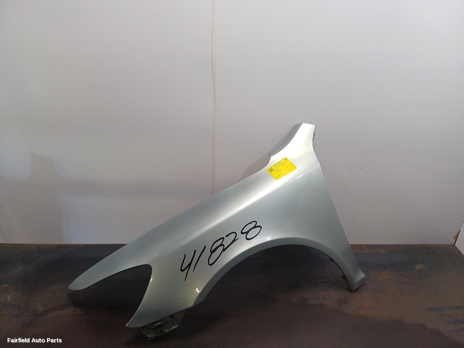 2009-2013 Skoda Octavia Left Guard