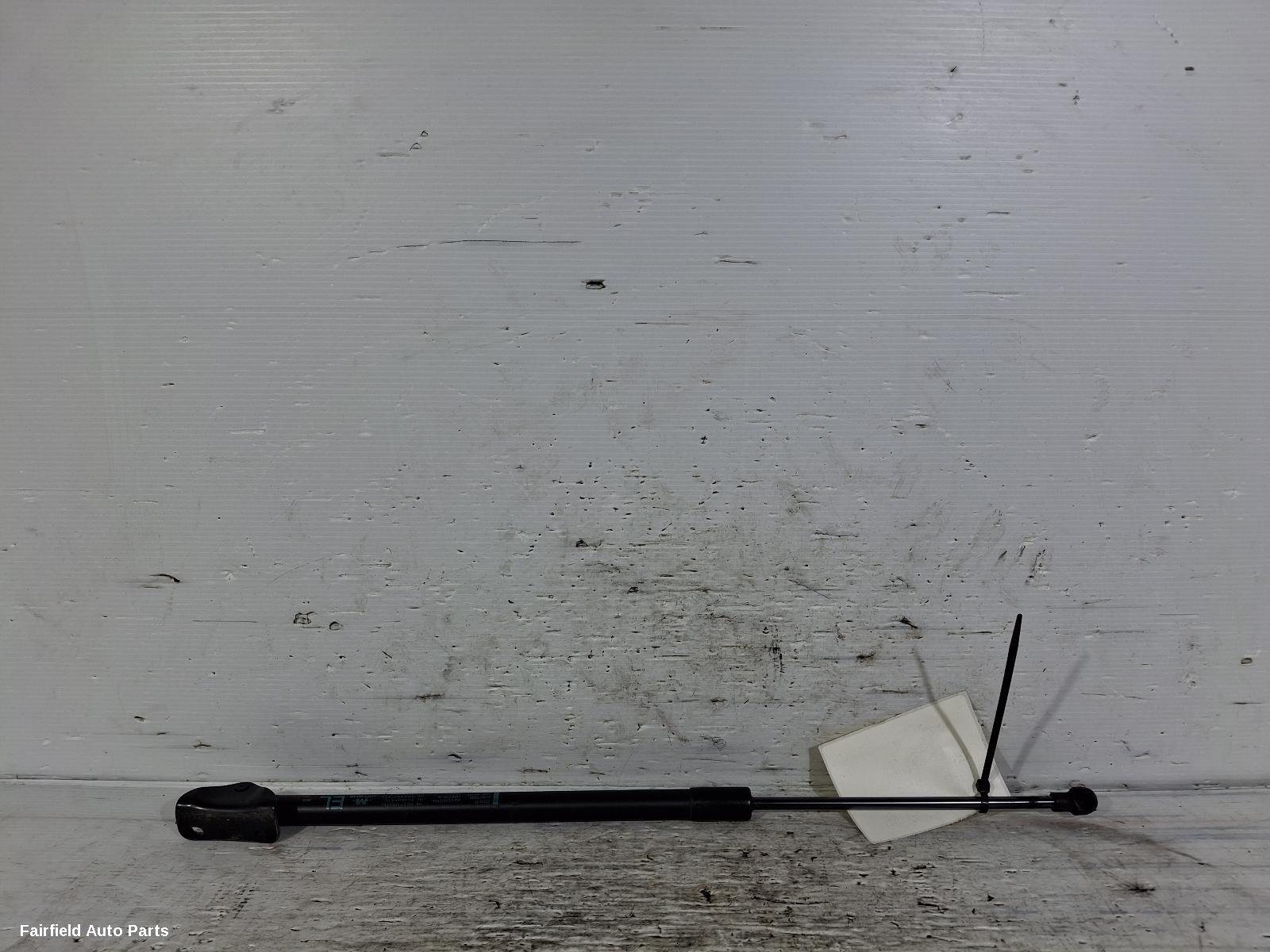 2015-2021 Mitsubishi Outlander Hatch Strut