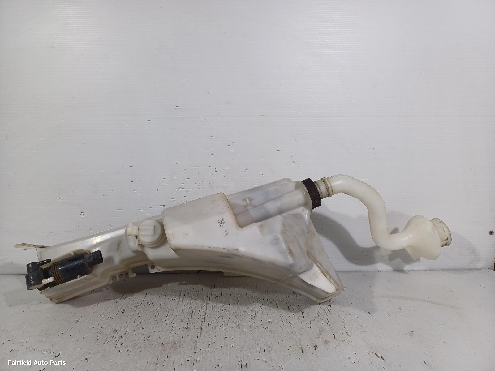 2015-2026 Volvo Xc90 Washer Bottle