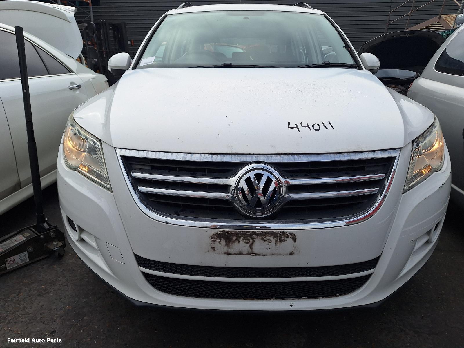 2008-2011 Volkswagen Tiguan Rear Garnish