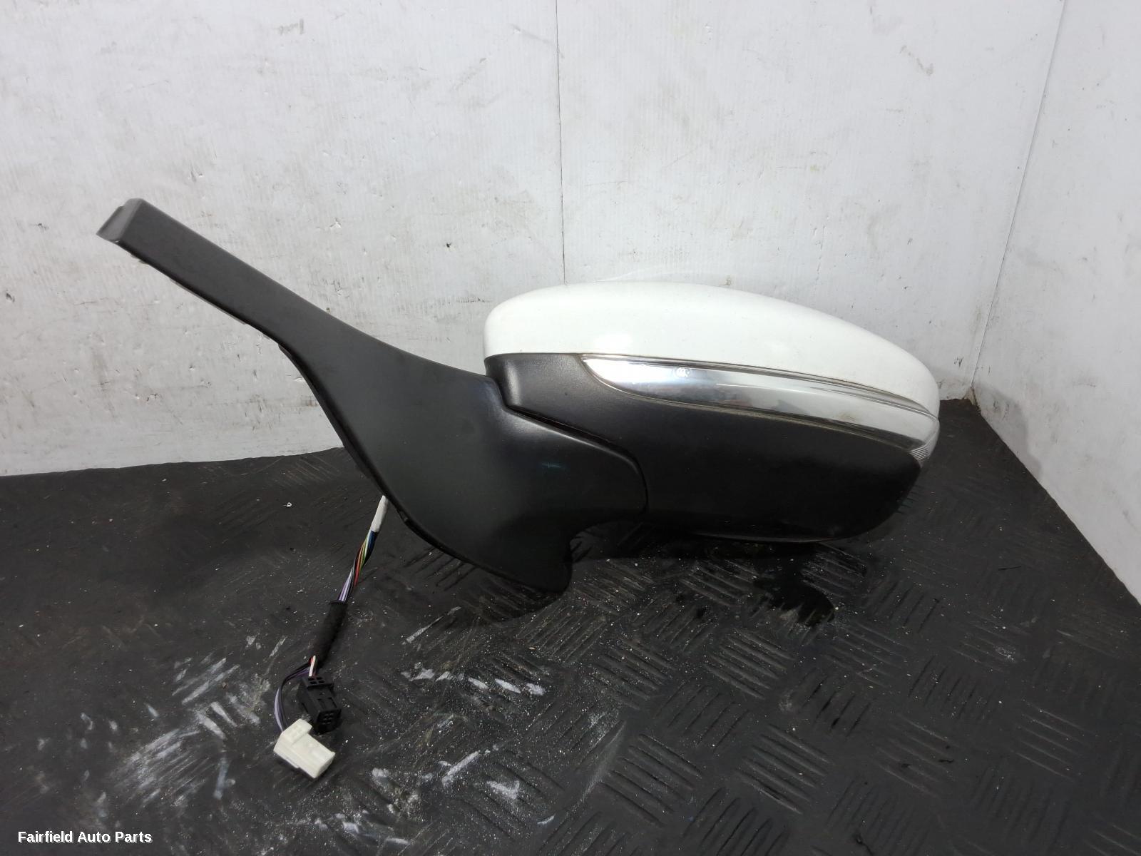 2019-2024 Citroen C3 Left Door Mirror