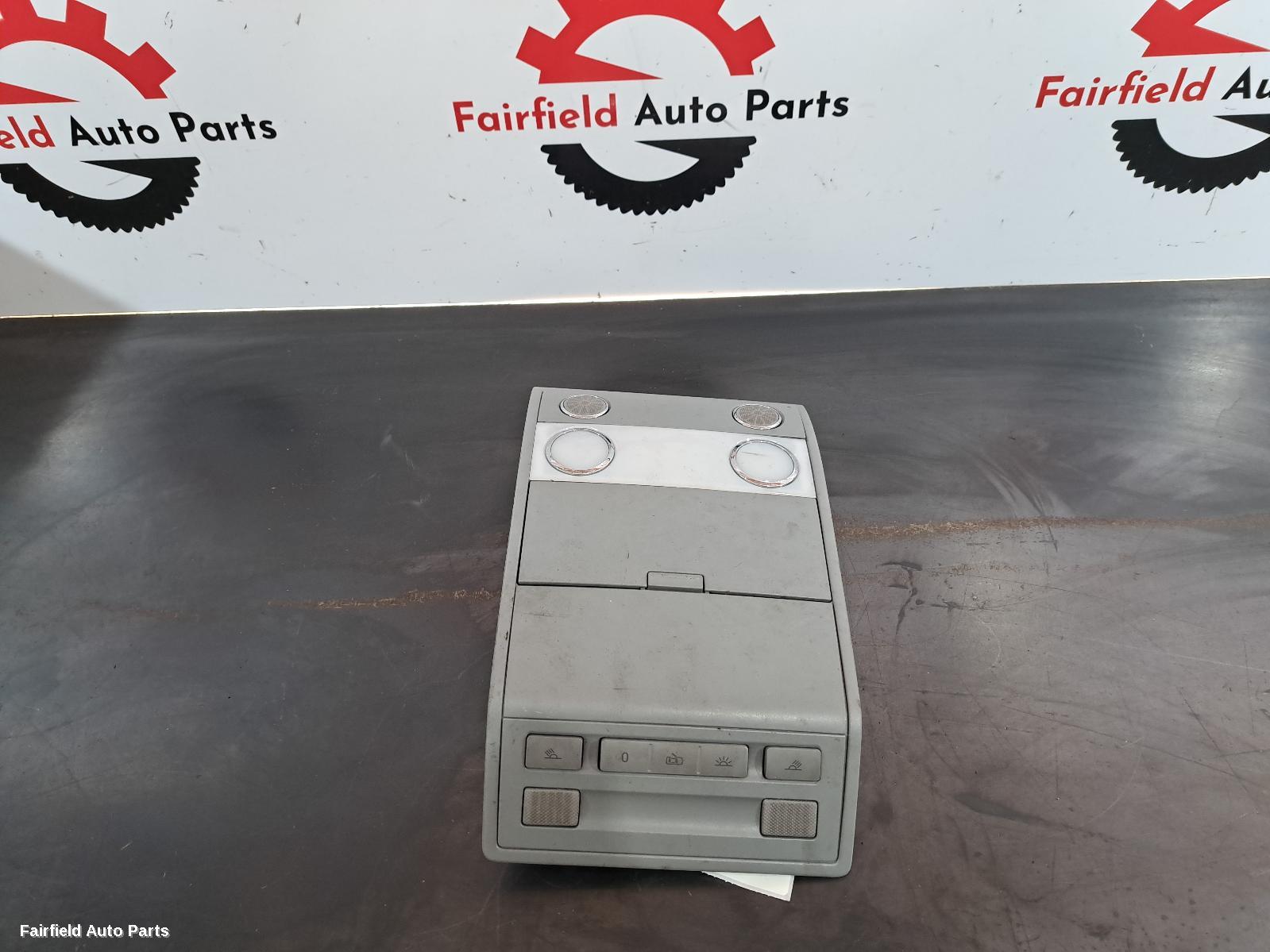 2003-2010 Volkswagen Touareg Courtesy Light