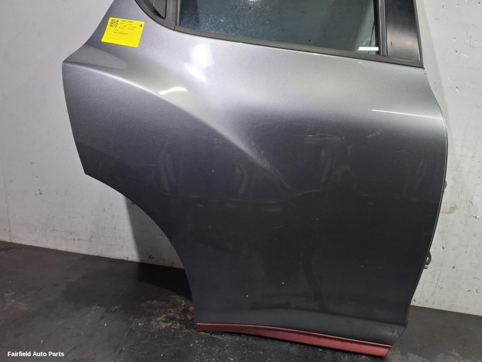 2010-2019 Nissan Juke Right Rear Door Sliding