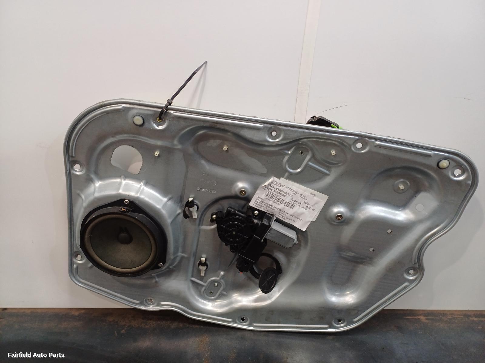 2011-2020 Alfa Romeo Giulietta Right Front Window Reg Motor
