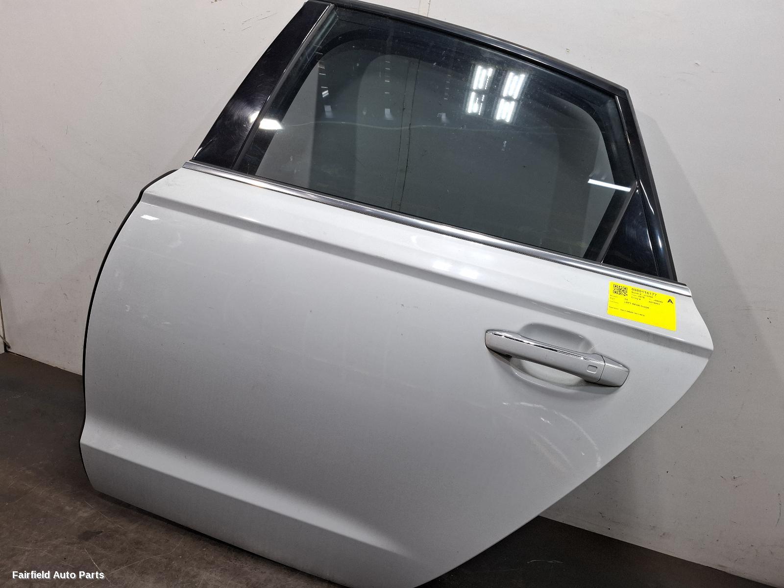 2011-2018 Audi A6 Left Rear Door Sliding