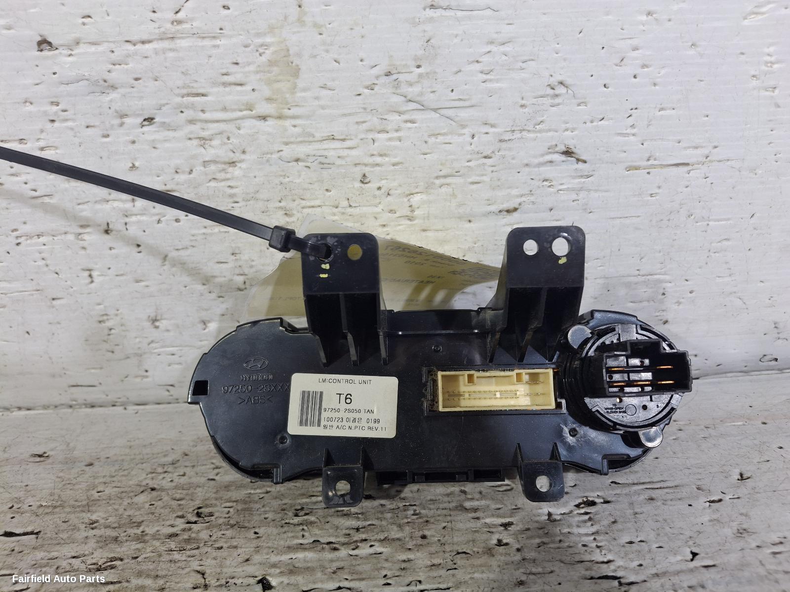 2009-2015 Hyundai Ix35 Heater Ac Controls