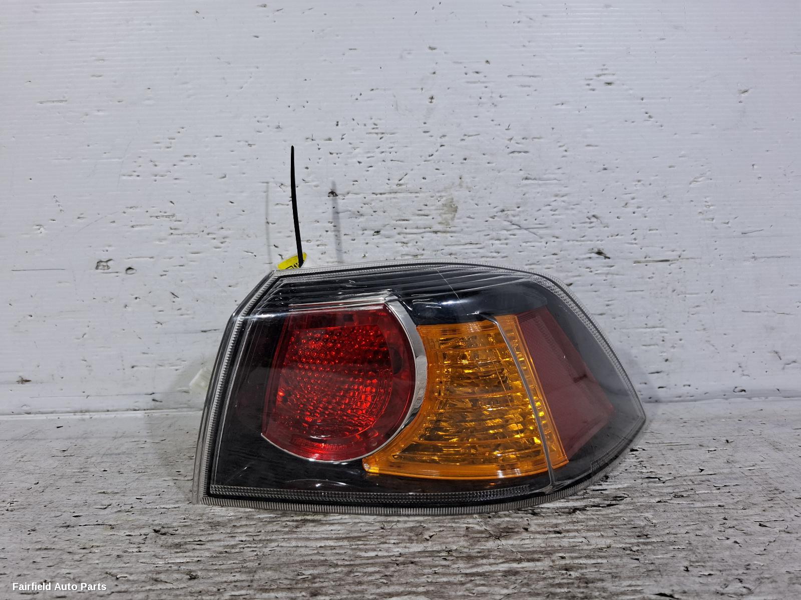 2007-2017 Mitsubishi Lancer Right Taillight