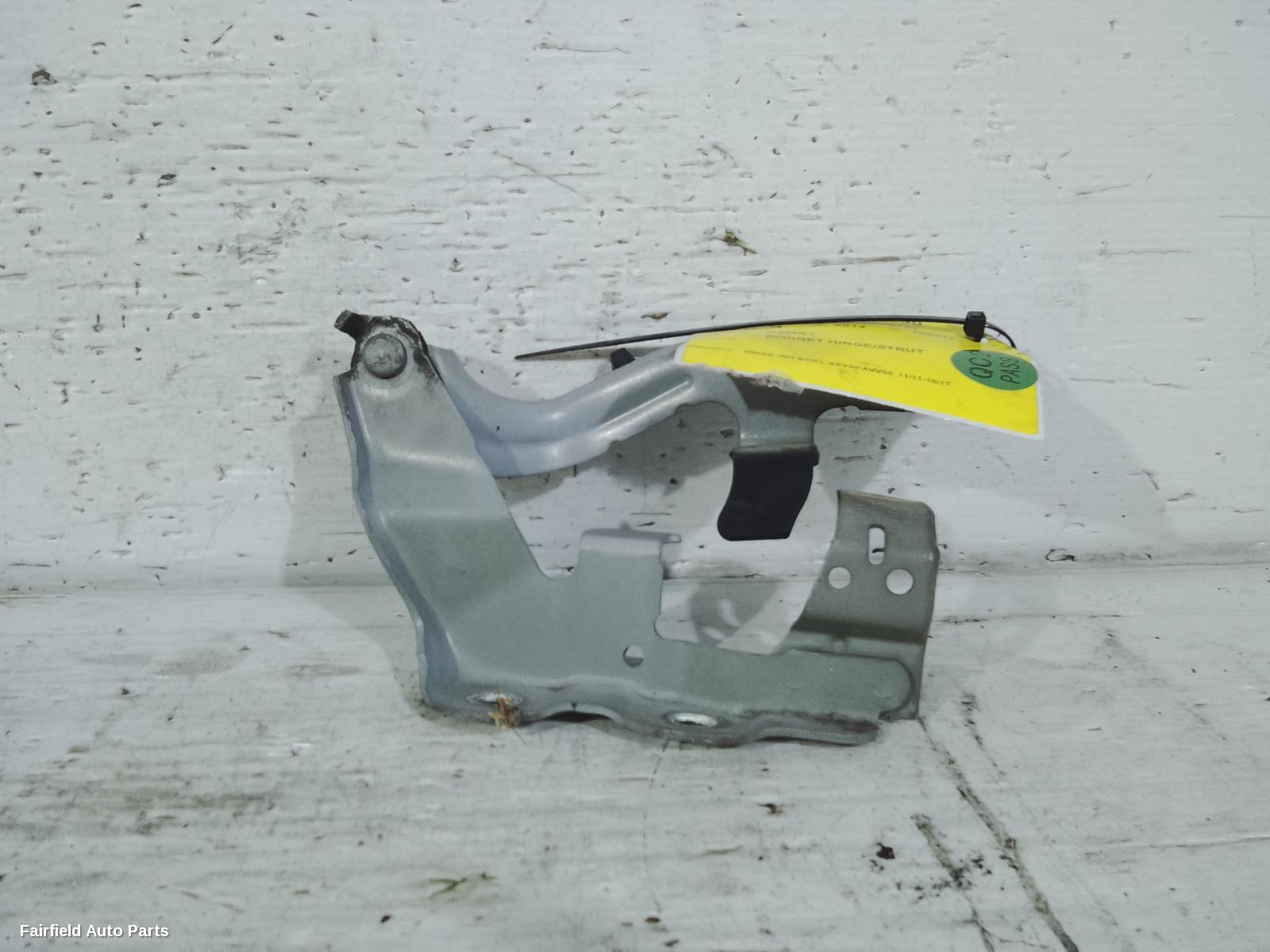 2011-2017 Toyota Camry Bonnet Hinge Strut