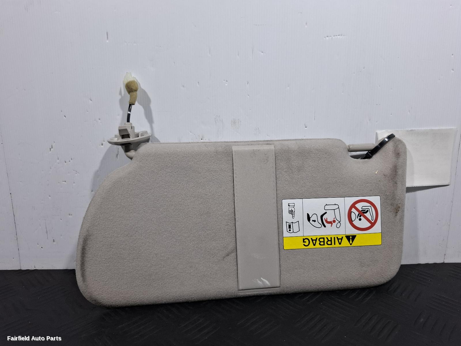 2015-2025 Nissan Navara Sunvisor