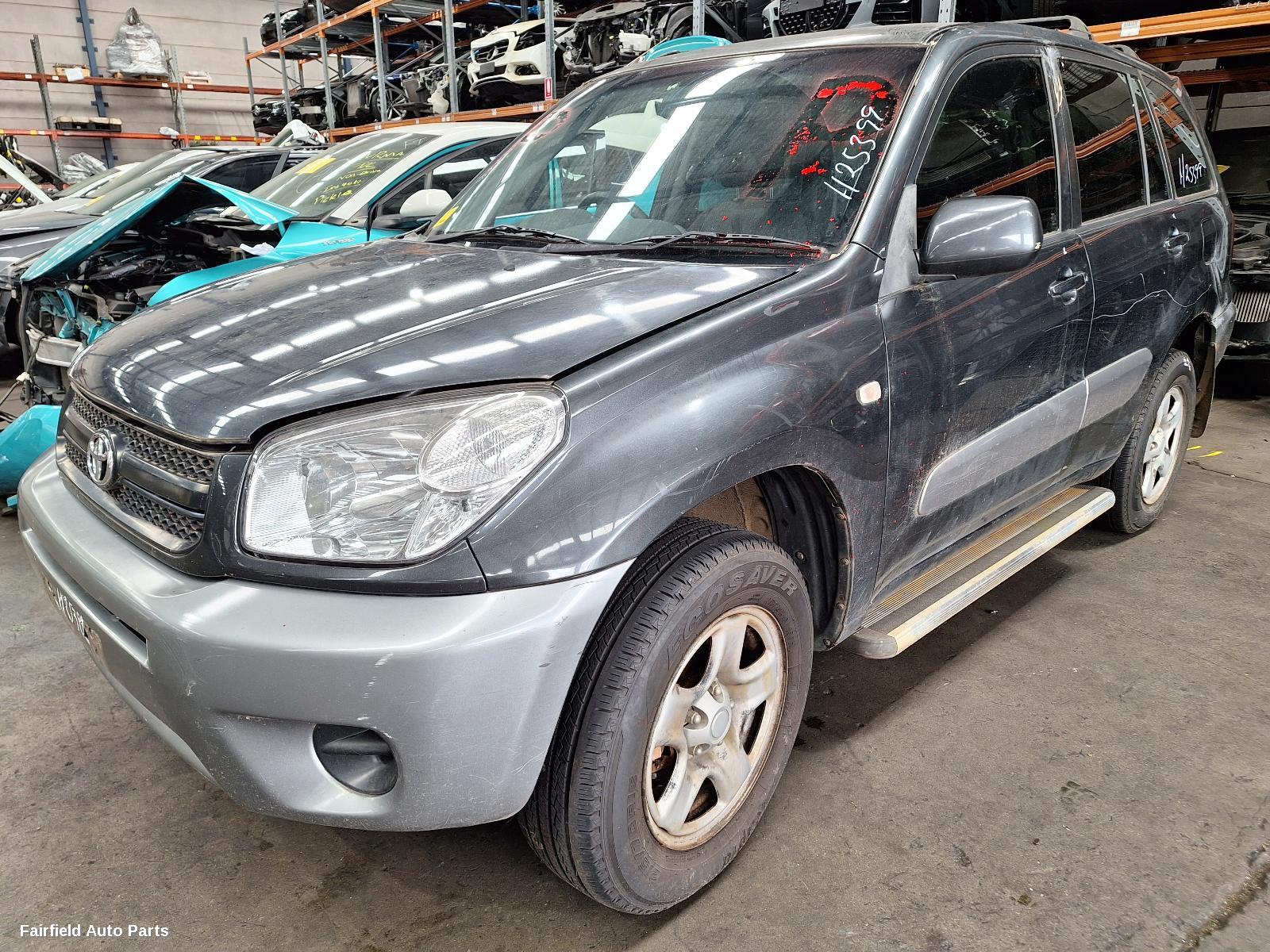 2000-2005 Toyota Rav4 Right Front Door Window