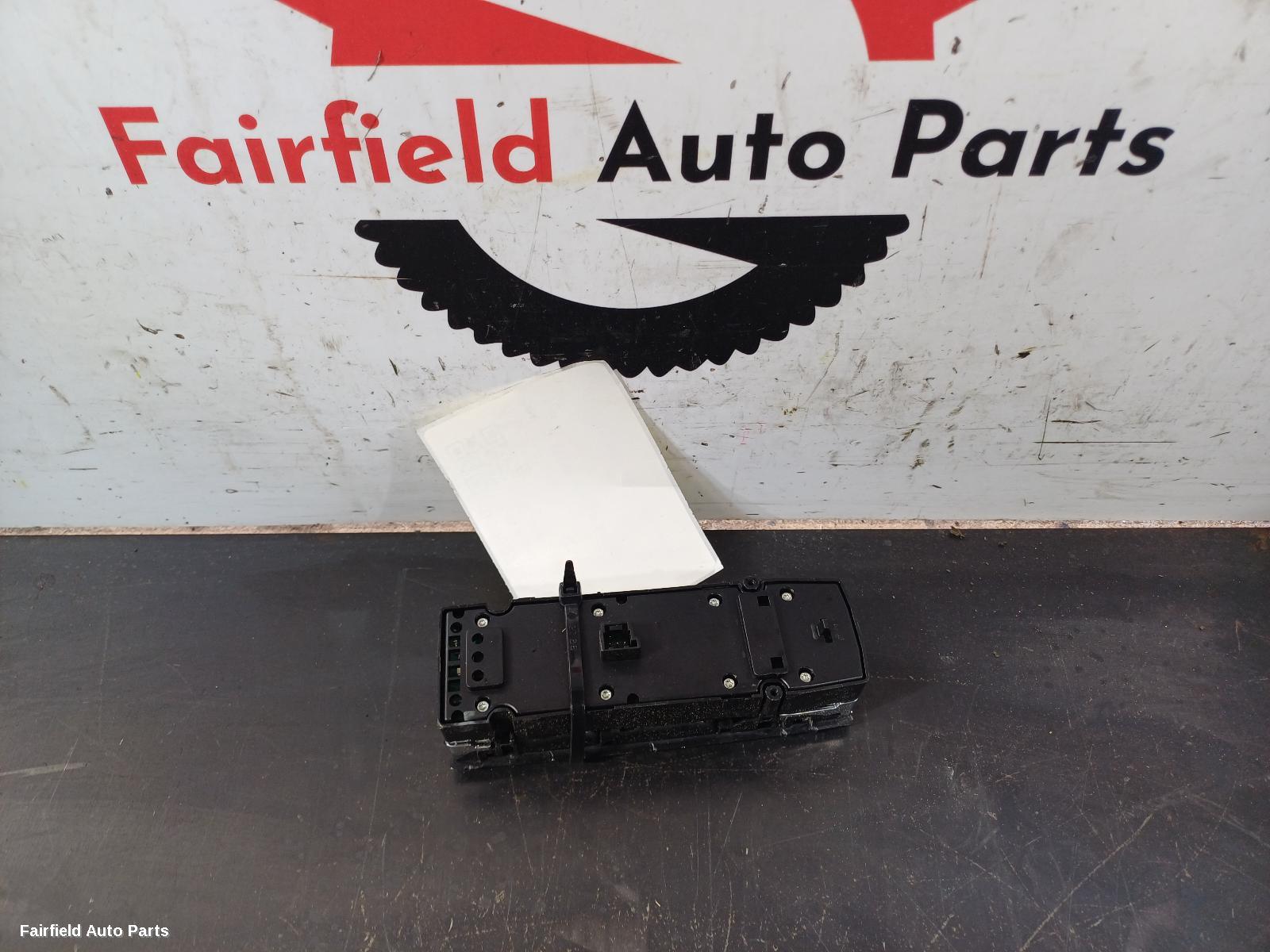 2011-2014 Mercedes C Class Pwr Dr Wind Switch