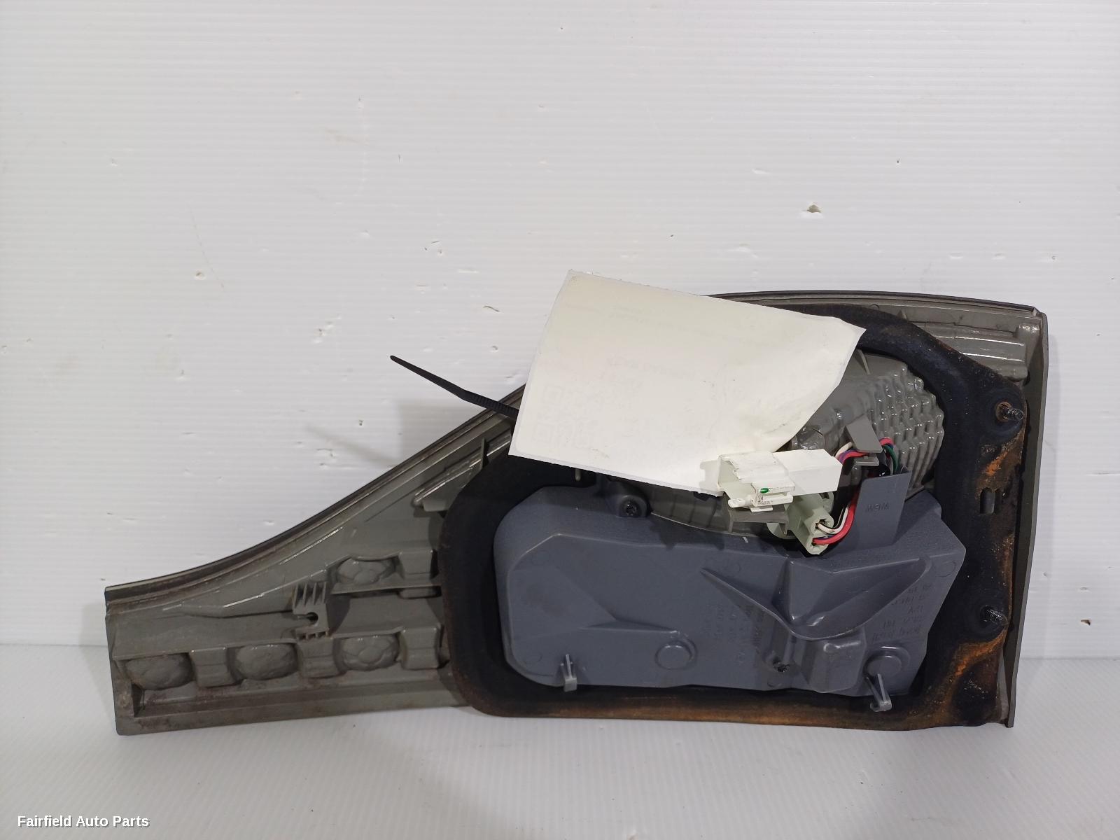 2009-2019 Toyota Estima Rear Garnish