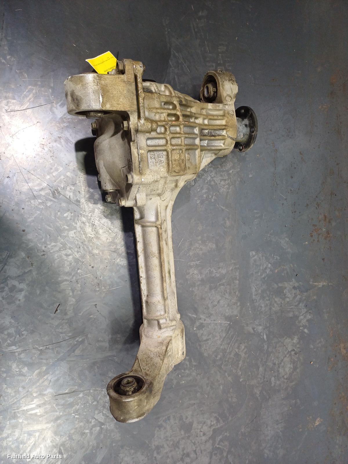 2015-2025 Nissan Navara Differential Centre