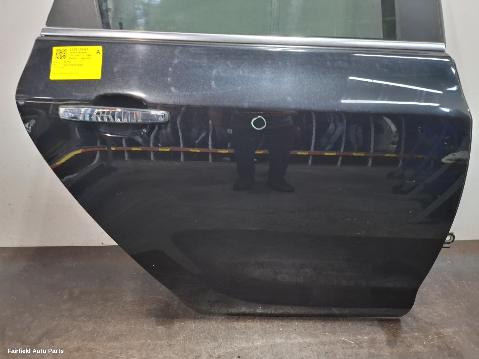 2012-2013 Opel Astra Right Rear Door Sliding