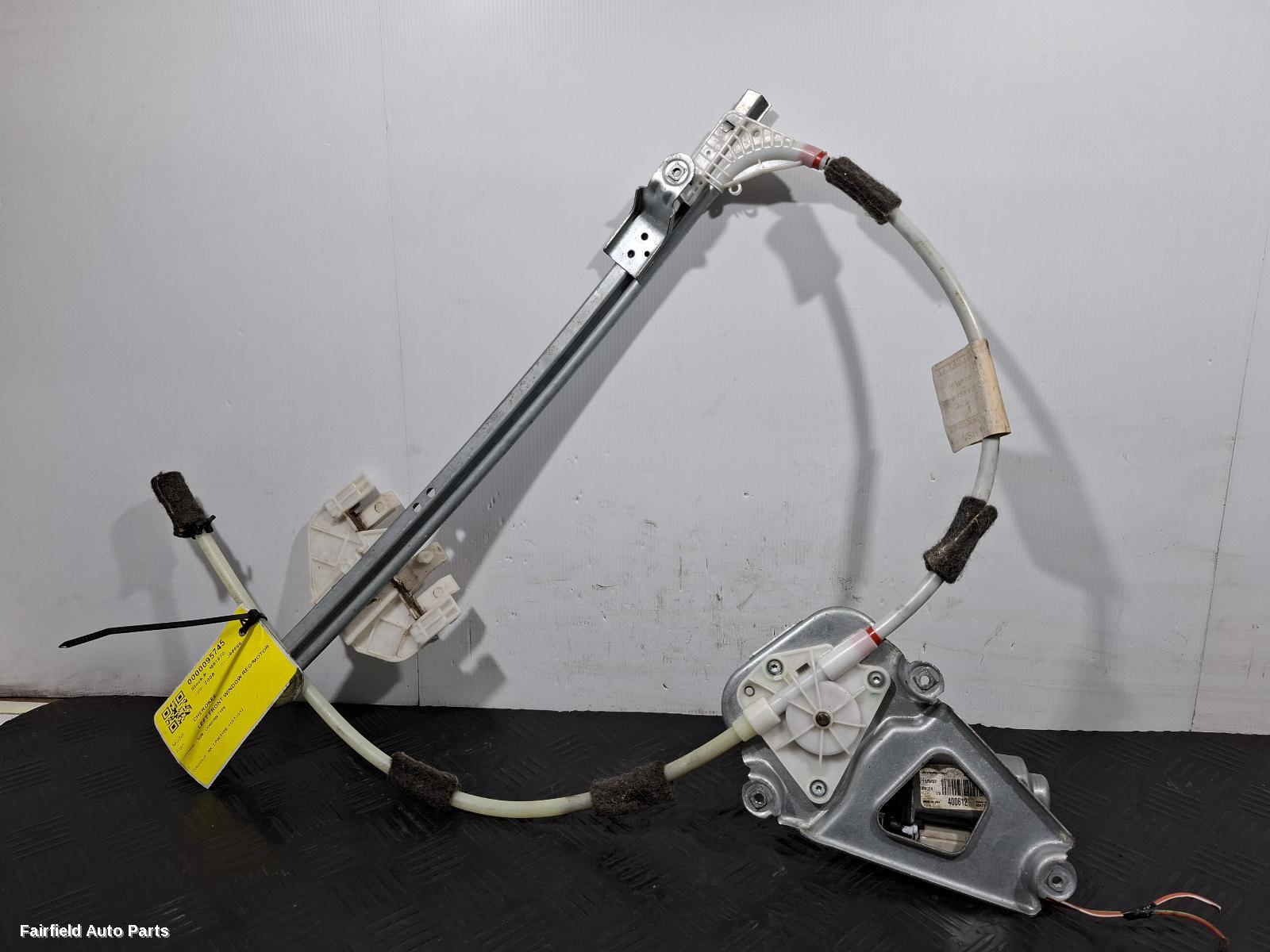 2001-2007 Jeep Cherokee Left Front Window Reg Motor