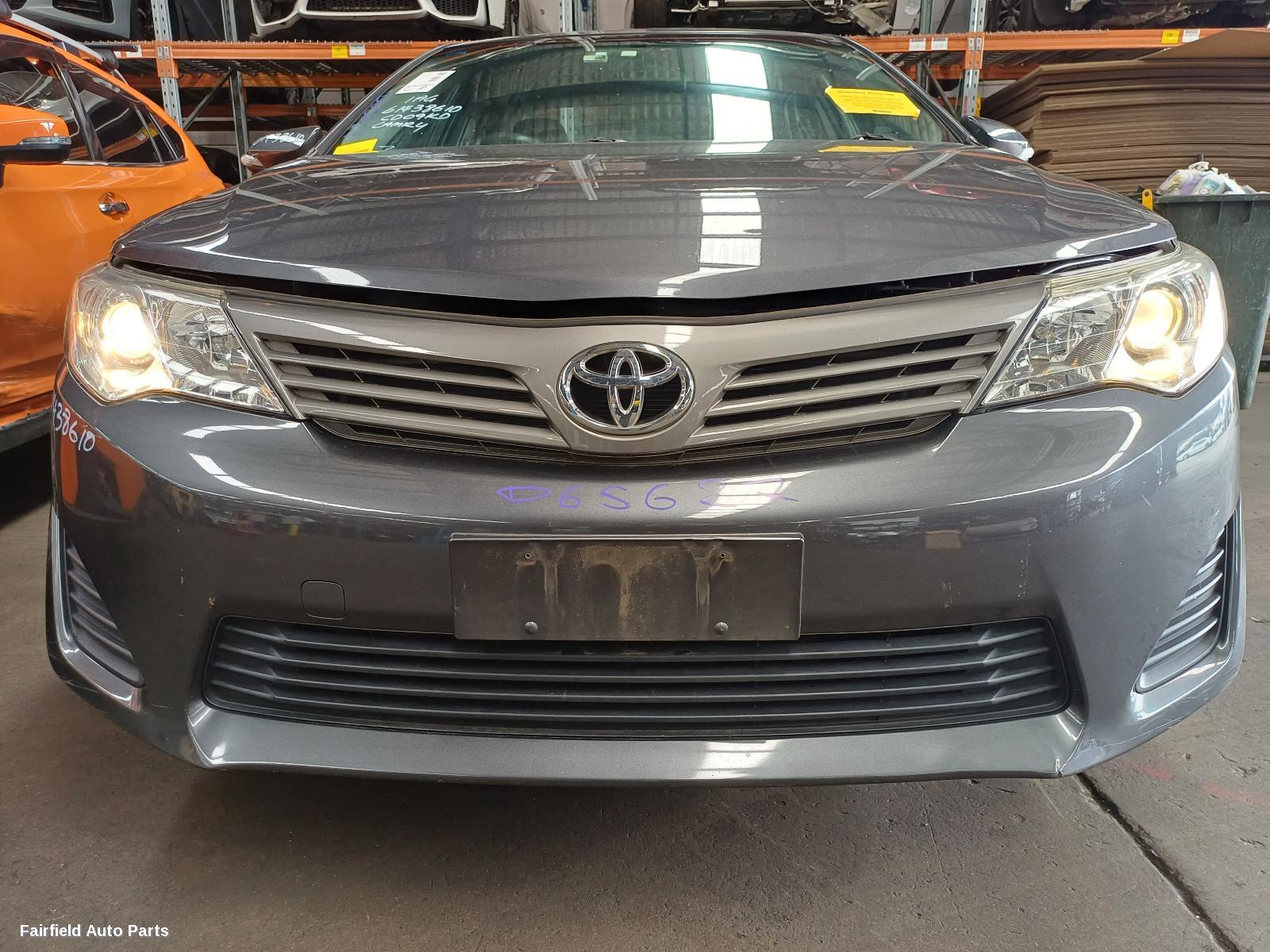 2011-2015 Toyota Camry Rear Garnish
