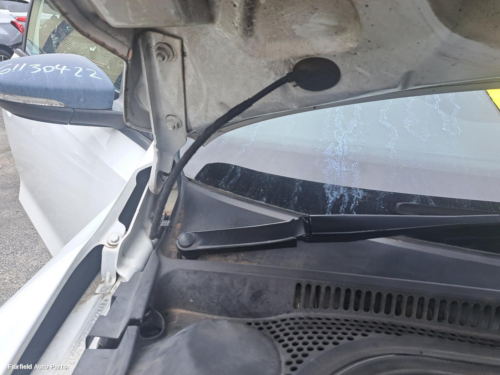 2011-2017 Volkswagen Jetta Left Door Mirror