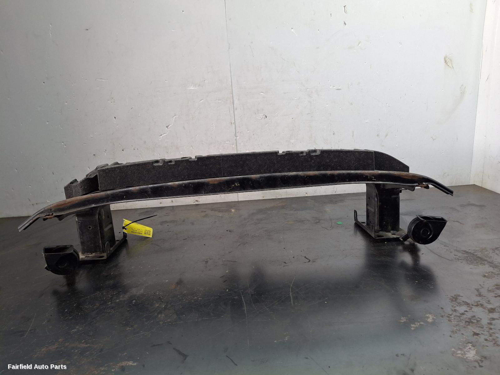 2012-2016 Volkswagen Passat F Bar Reinforc Brack