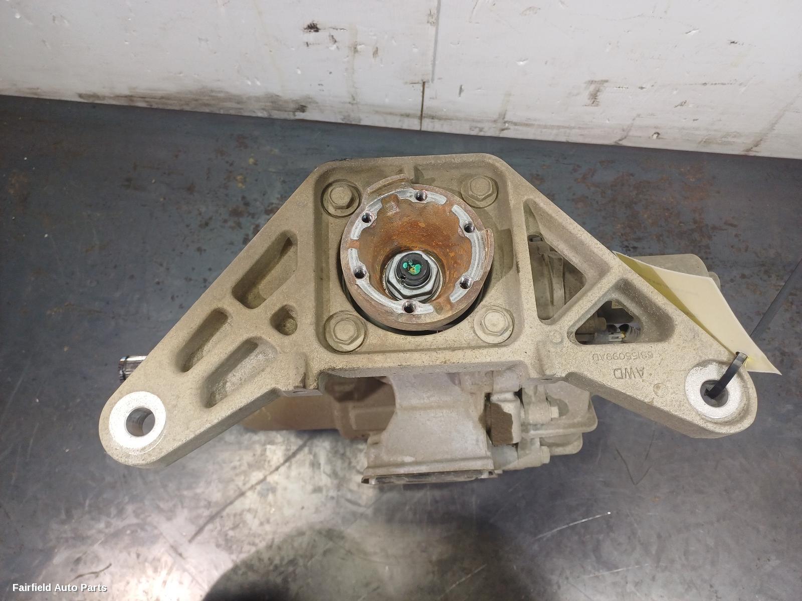 2014-2018 Jeep Cherokee Differential Centre