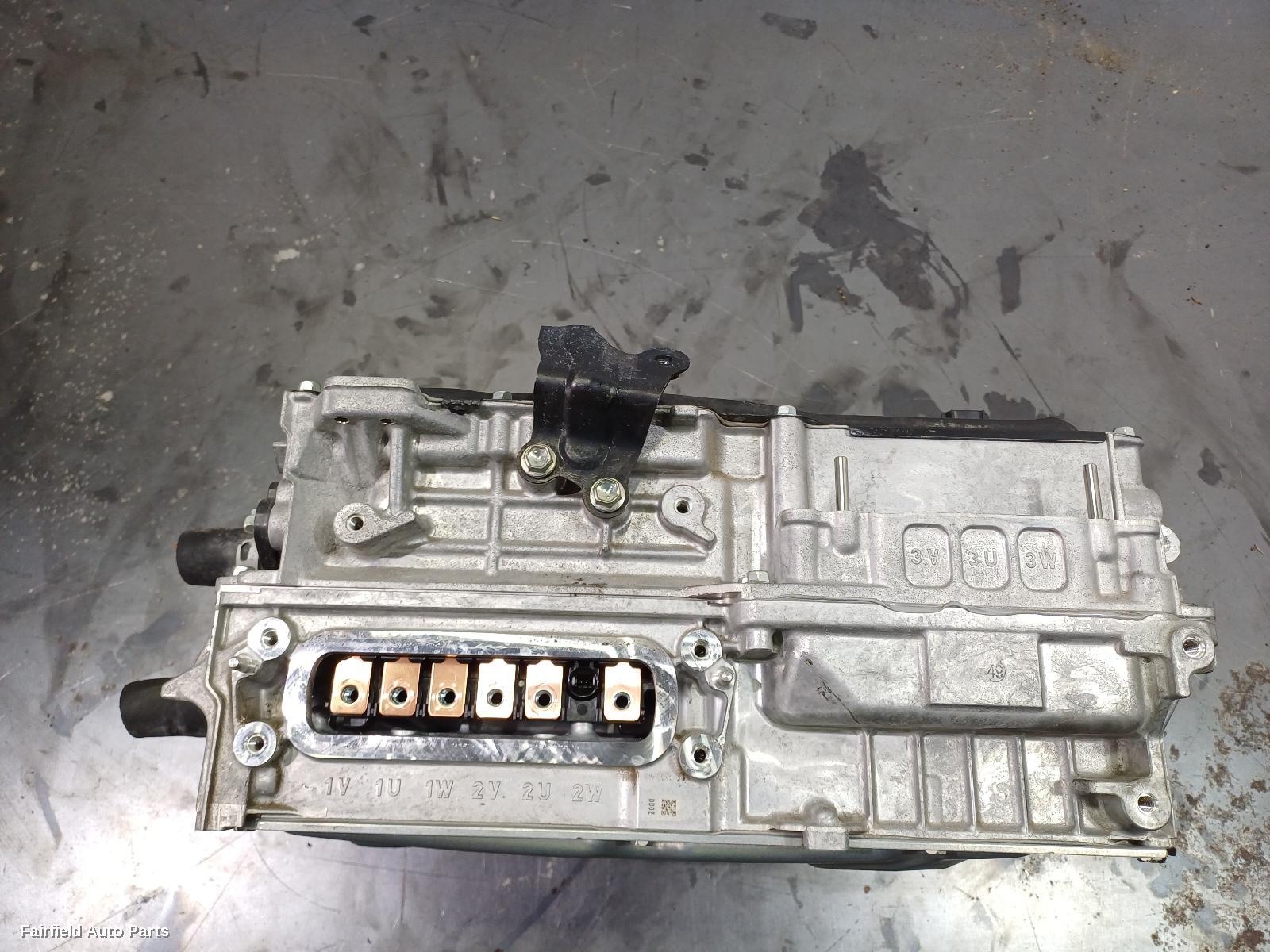 2021-2025 Toyota Kluger Inverter