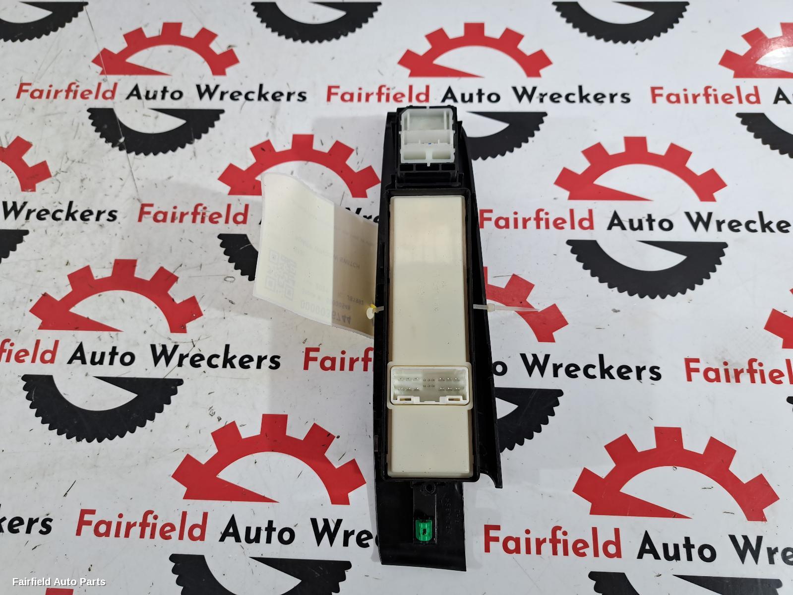2020-2022 Mazda Bt50 Pwr Dr Wind Switch