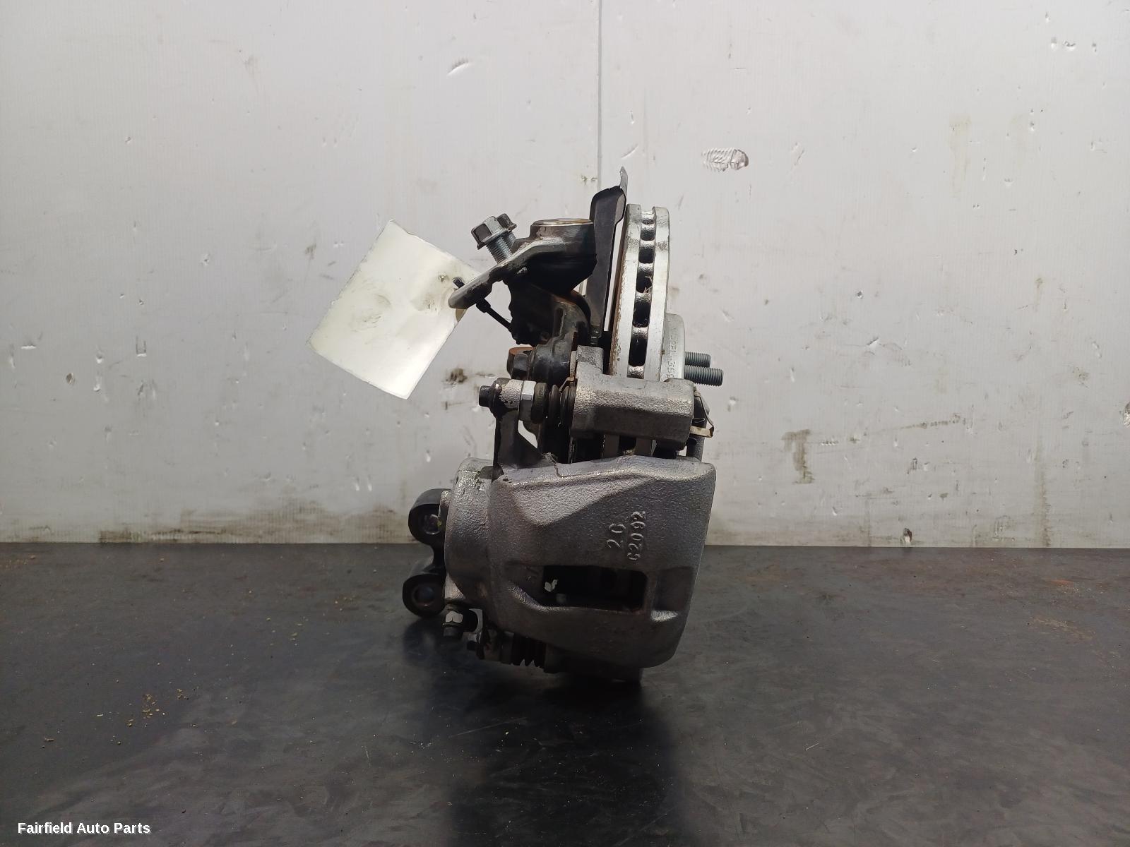 2022-2026 Byd Atto 3 Right Front Hub Assembly