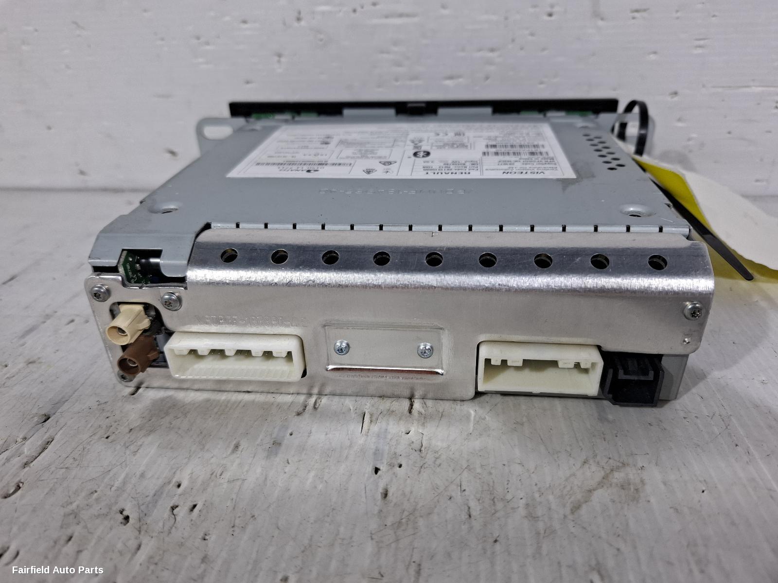 2015-2021 Renault Trafic Radio Cd Dvd Sat Tv