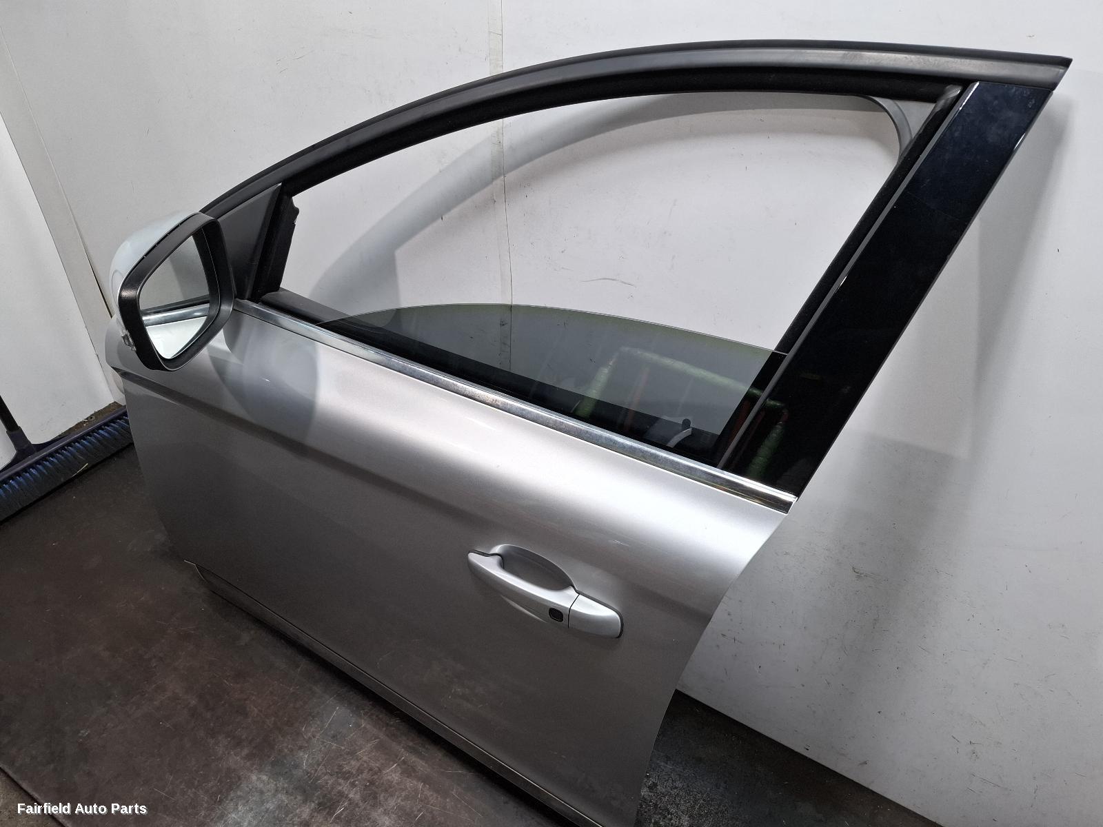 2013-2017 Volvo Xc60 Left Door Mirror