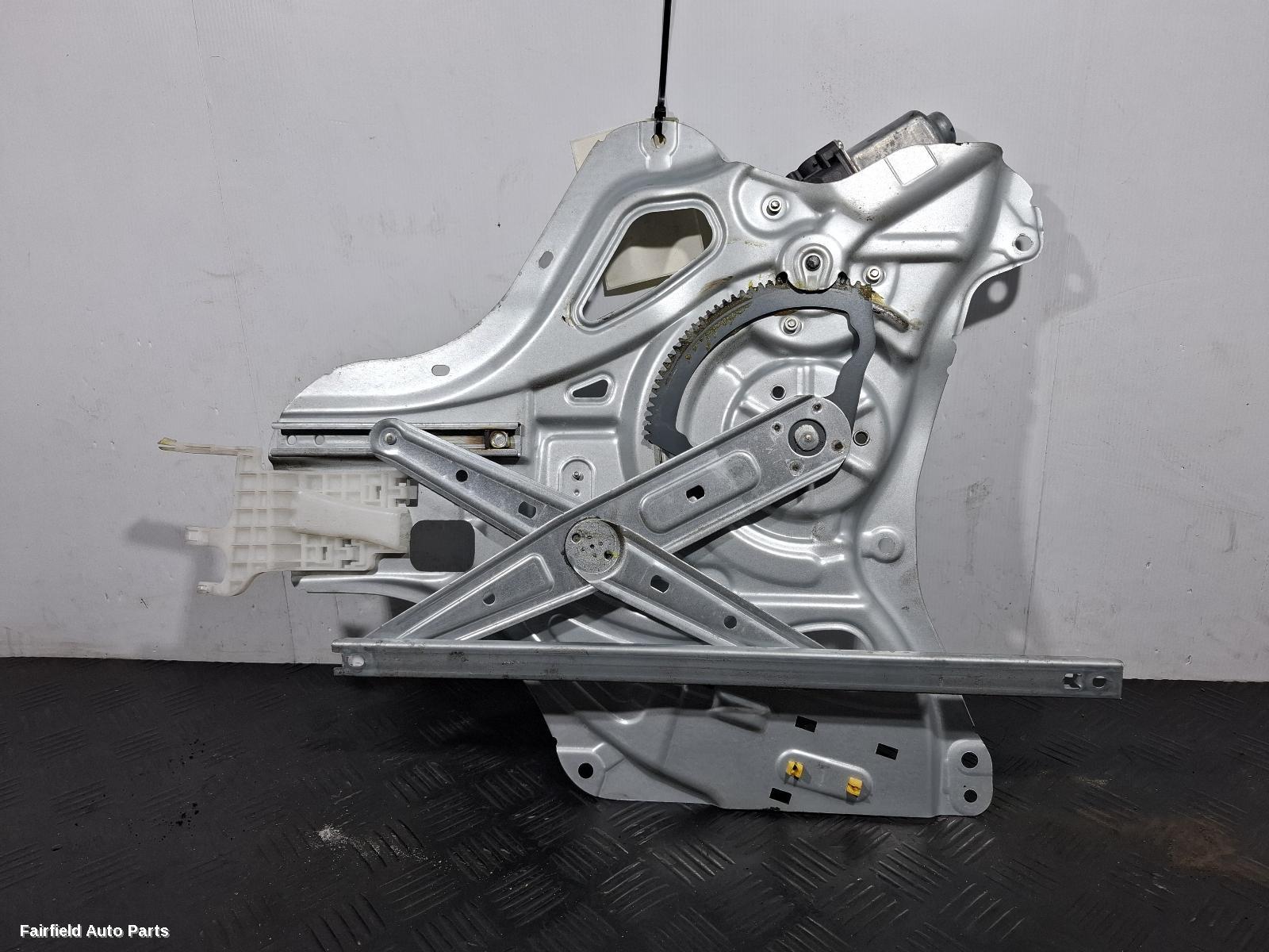2009-2016 Hyundai Ix35 Left Front Window Reg Motor