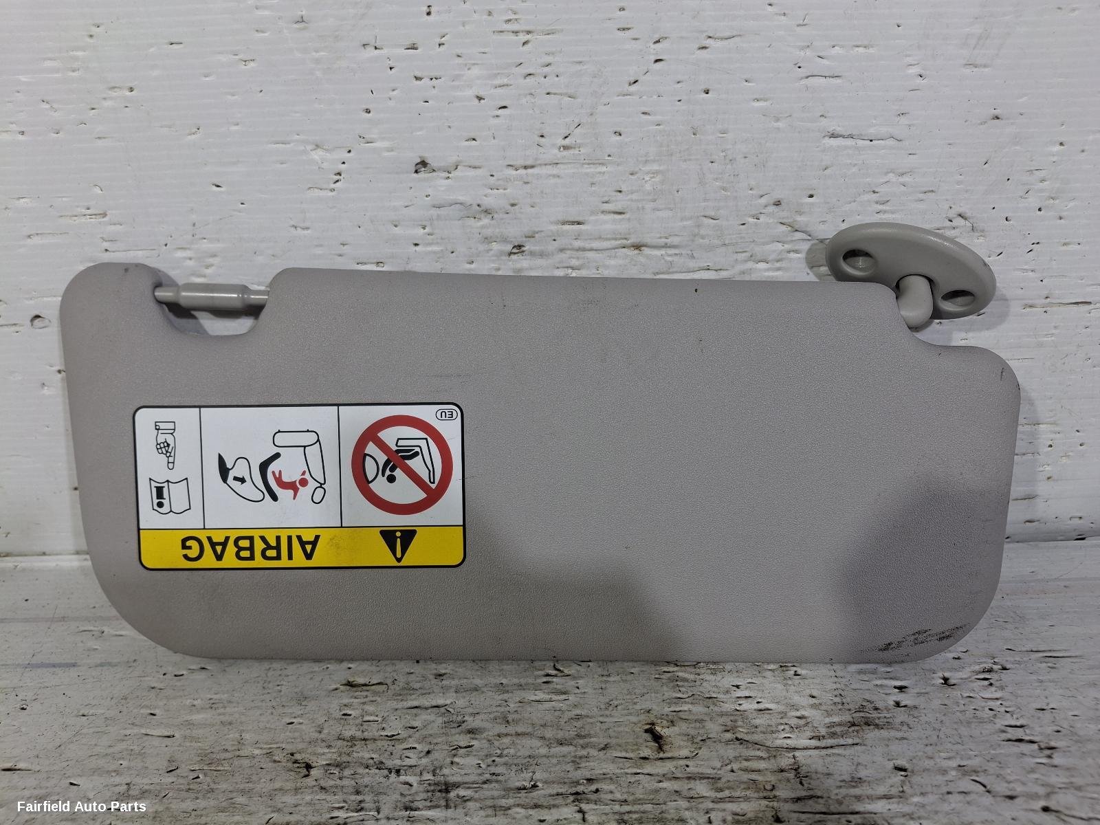 2020-2026 Toyota Yaris Cross Sunvisor