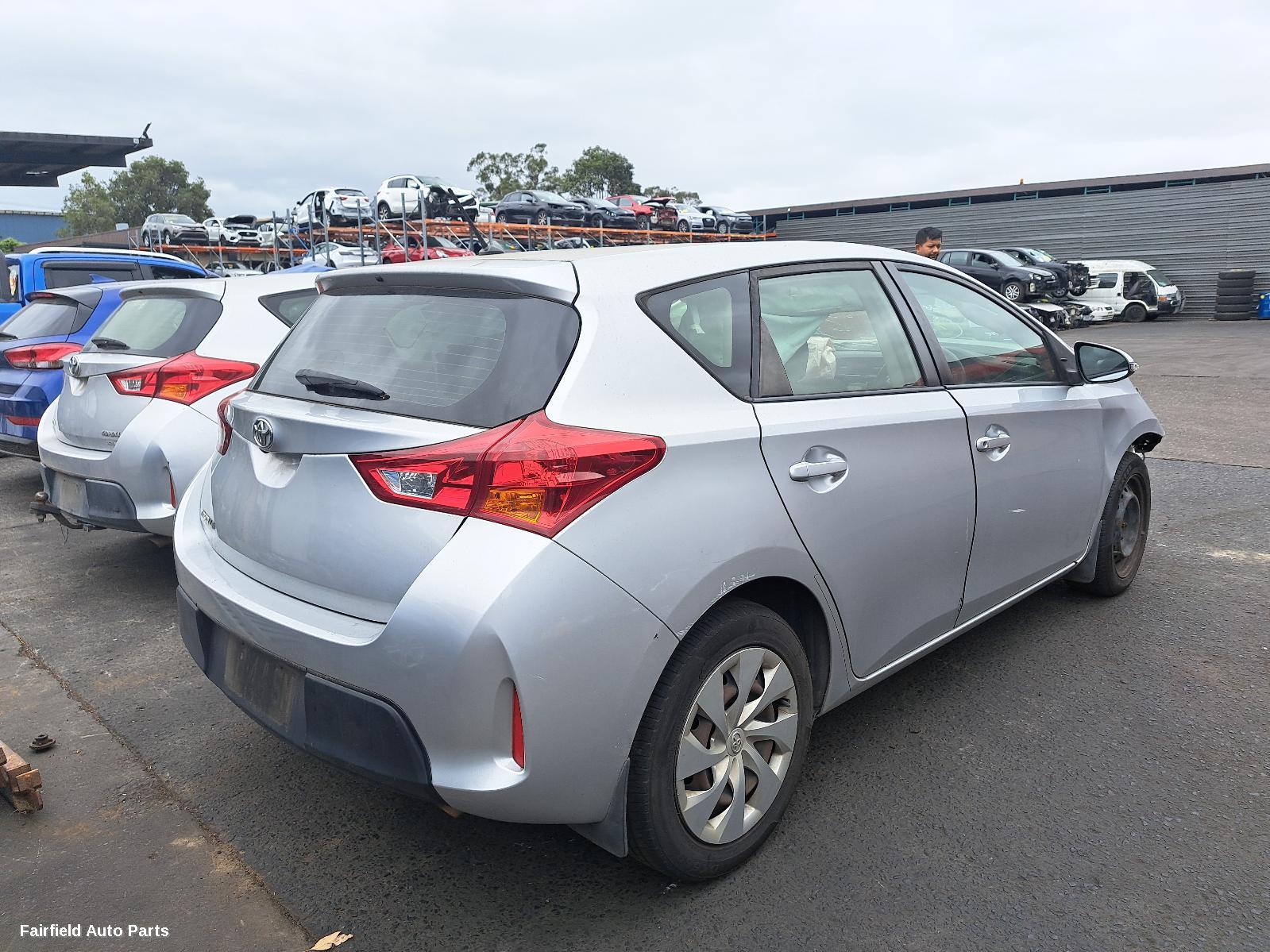 2014 Toyota Corolla Air Cleaner Box