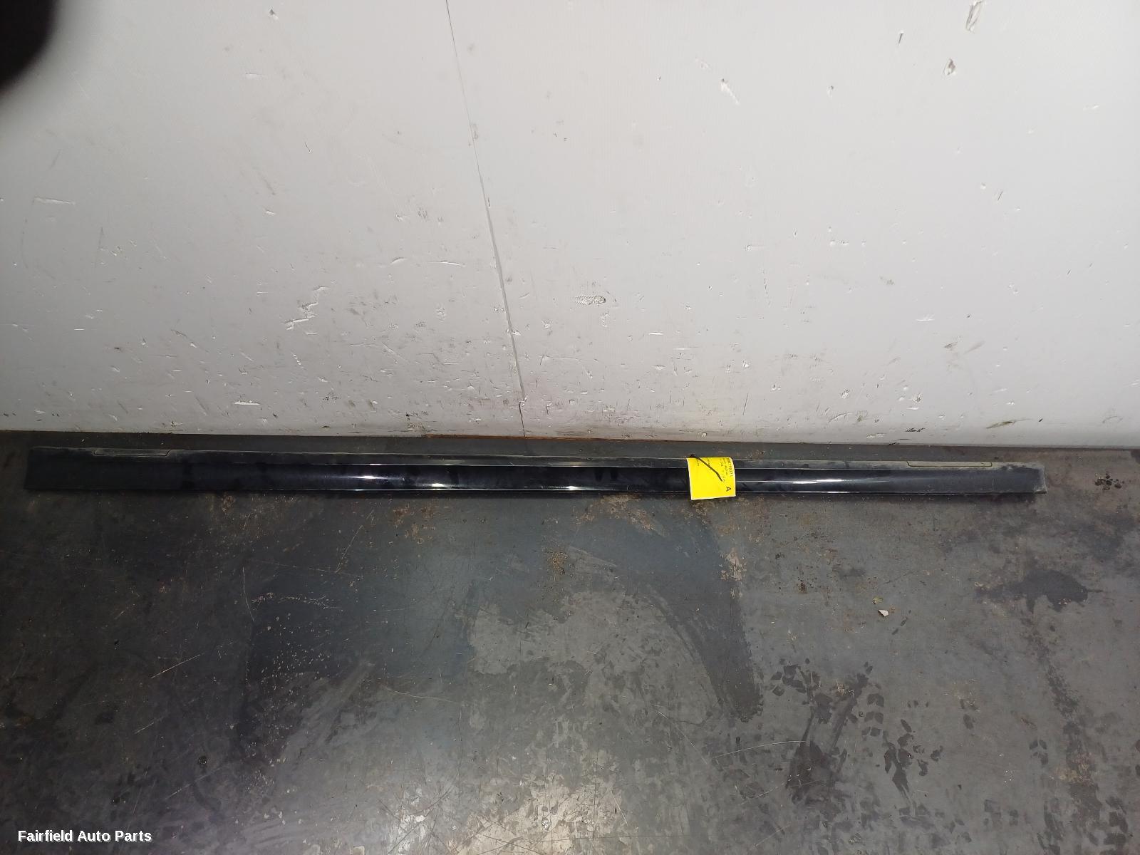 2010-2018 Audi A1 Side Step Skirt