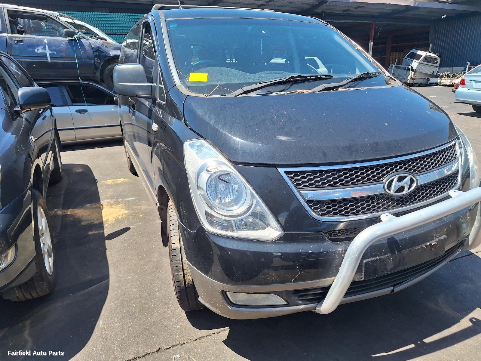 2007-2018 Hyundai Iload/imax Right Guard