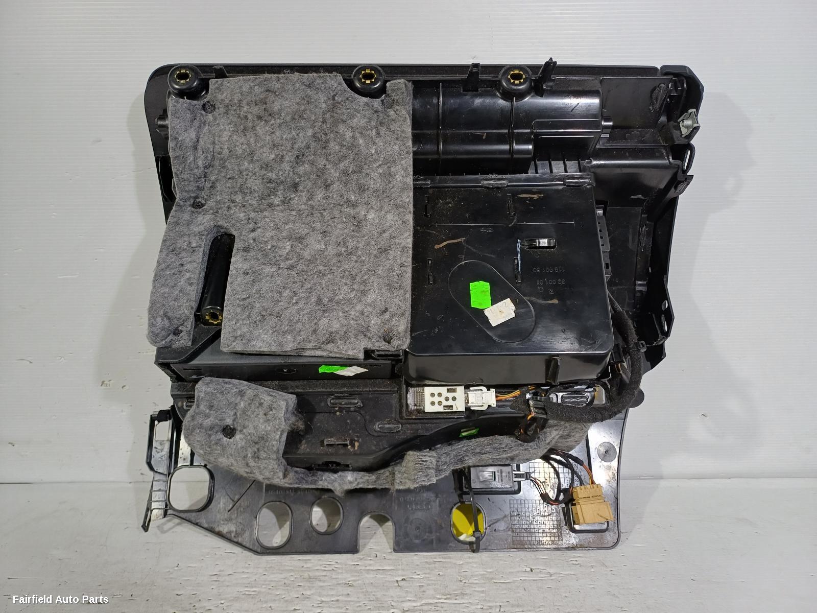 2008-2017 Audi Q5 Glove Box