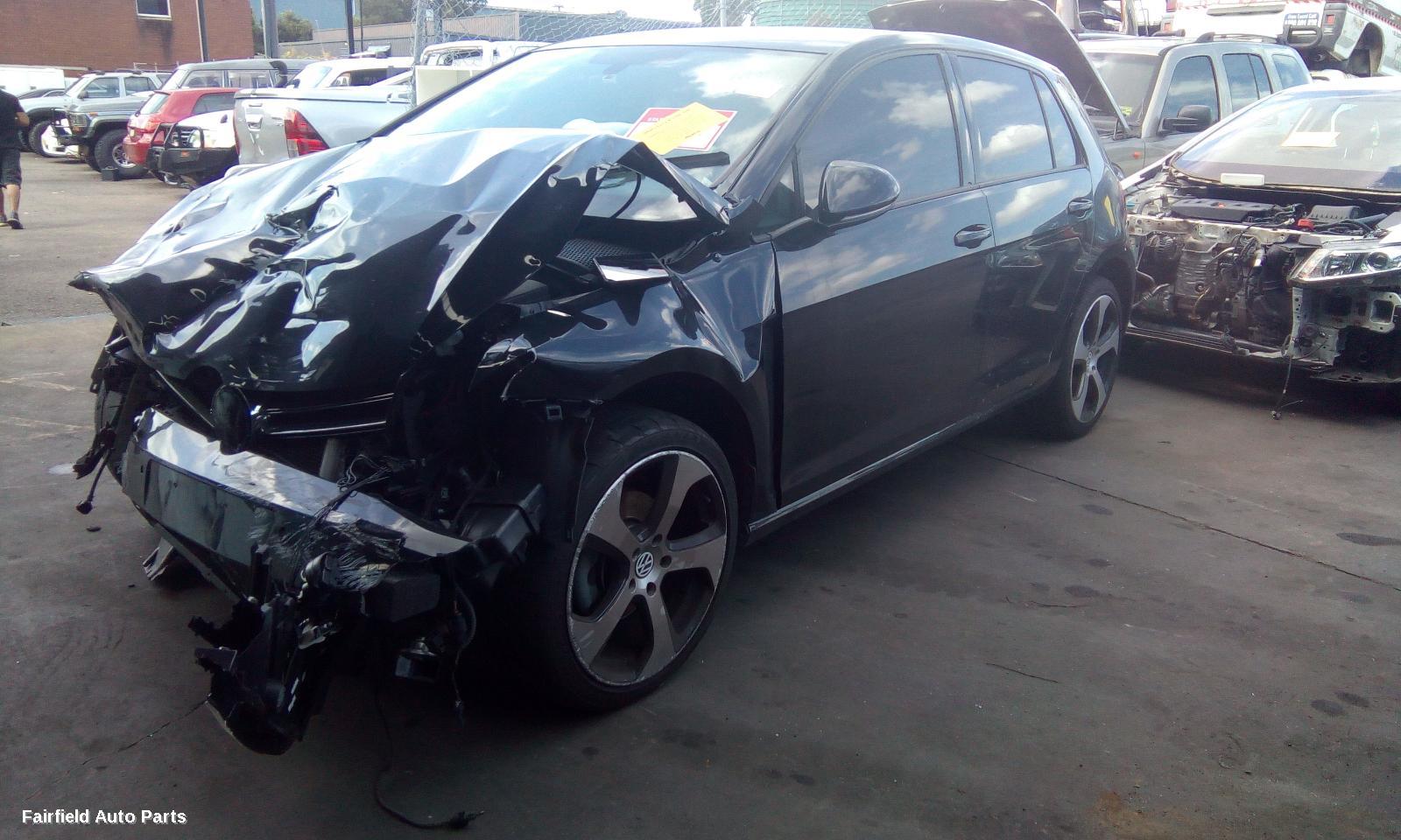 2013-2017 Volkswagen Golf Radio Cd Dvd Sat Tv
